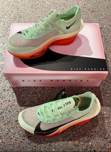 【Kipchoge/독점 배색】나이키 에어 줌 알파플라이 넥스트% 3 엘리우드 킵초게 HJ7041-300 photo review